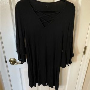 Francesca’s Black Tunic Dress | Size Large